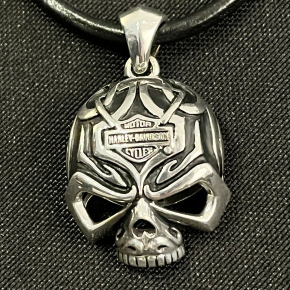 Harley-Davidson Other - HARLEY DAVIDSON MENS STERLING SILVER SKULL NECKLACE